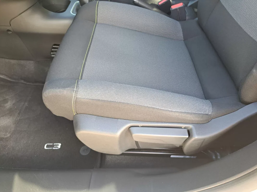 Citroën C3 2022 - 12990 EUR, 51629 km - AUTO.MOTO.pt - 51629km - foto 26 de 28