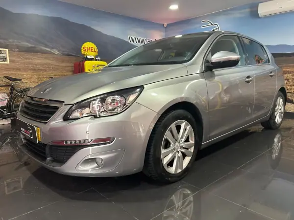 Peugeot 308 2015 - 10750 EUR, 210520 km - 210520km - foto 3 de 22