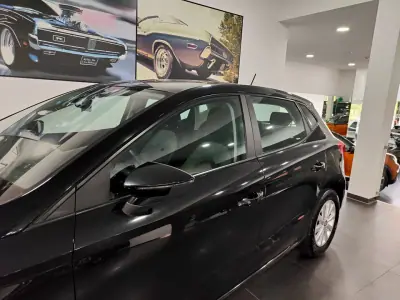 SEAT Ibiza 2018 - 11990 EUR, 150000 km - AUTO.MOTO.pt - 150000km - foto 10 de 30