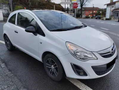 Opel Corsa 2011 - 5900 EUR, 220000 km - AUTO.MOTO.pt - 220000km - foto 3 de 24