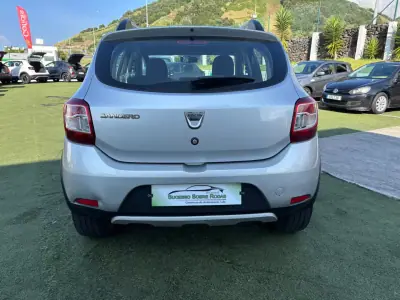 Dacia Sandero 2016 - 11490 EUR, 116835 km - AUTO.MOTO.pt - 116835km - foto 5 de 13