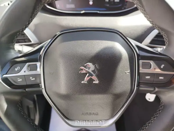Peugeot 3008 2019 - 19450 EUR, 40945 km - AUTO.MOTO.pt - 40945km - foto 6 de 22