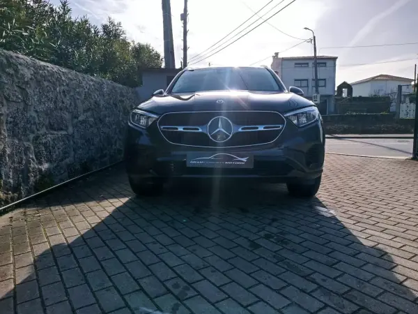 Mercedes-Benz GLC 300 2023 - 59999 EUR, 21000 km - AUTO.MOTO.pt - 21000km - foto 2 de 19