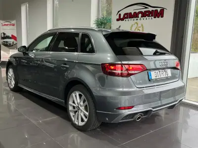 Audi A3 Sportback 2017 - 18999 EUR, 165021 km - AUTO.MOTO.pt - 165021km - foto 36 de 42