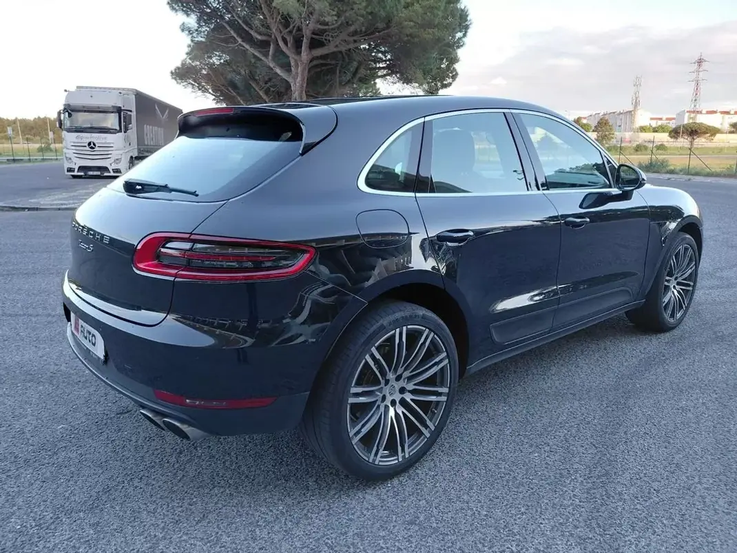 Porsche Macan 2014 - 39500 EUR, 168209 km - AUTO.MOTO.pt - 168209km - foto 13 de 37