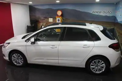 Citroën C4 2017 - 12990 EUR, 132000 km - AUTO.MOTO.pt - 132000km - foto 4 de 22