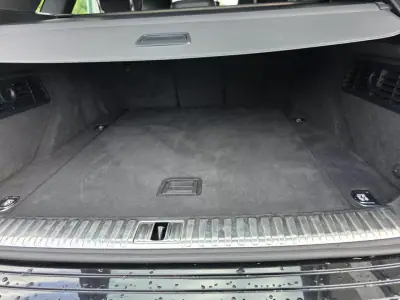 Audi e-tron 2022 - 31750 EUR, 115000 km - AUTO.MOTO.pt - 115000km - foto 39 de 73