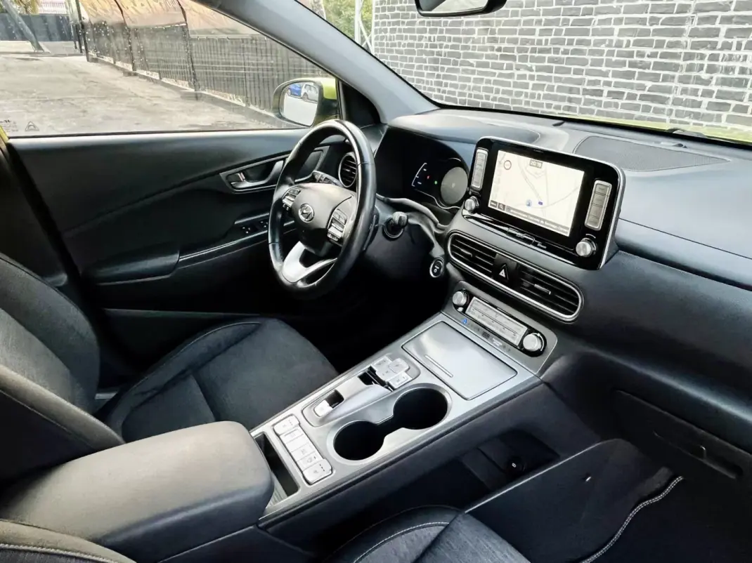 Hyundai Kauai 2019 - 16990 EUR, 69000 km - AUTO.MOTO.pt - 69000km - foto 2 de 15