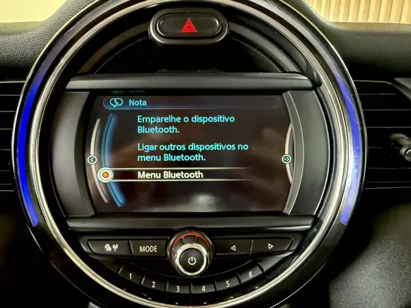MINI One 2016 - 11900 EUR, 133000 km - AUTO.MOTO.pt - 133000km - foto 67 de 86