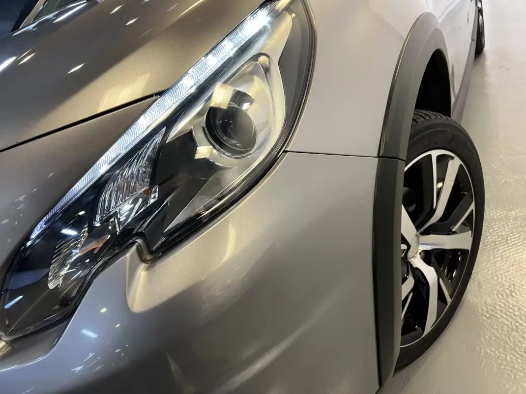 Peugeot 2008 2016 - 10990 EUR, 60000 km - 60000km - foto 43 de 60