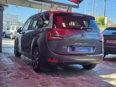 Citroën Grand C4 Spacetourer 2019 - 12750 EUR, 109500 km - AUTO.MOTO.pt - 109500km - foto 15 de 16