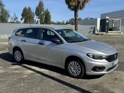 Fiat Tipo Station Wagon 2019 - 12750 EUR, 75000 km - AUTO.MOTO.pt - 75000km - foto 3 de 9