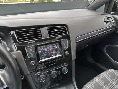 Volkswagen Golf 2014 - 15000 EUR, 240000 km - 240000km - foto 60 de 83