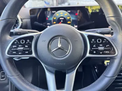 Mercedes-Benz CLA 200 2022 - 27500 EUR, 65247 km - AUTO.MOTO.pt - 65247km - foto 13 de 24