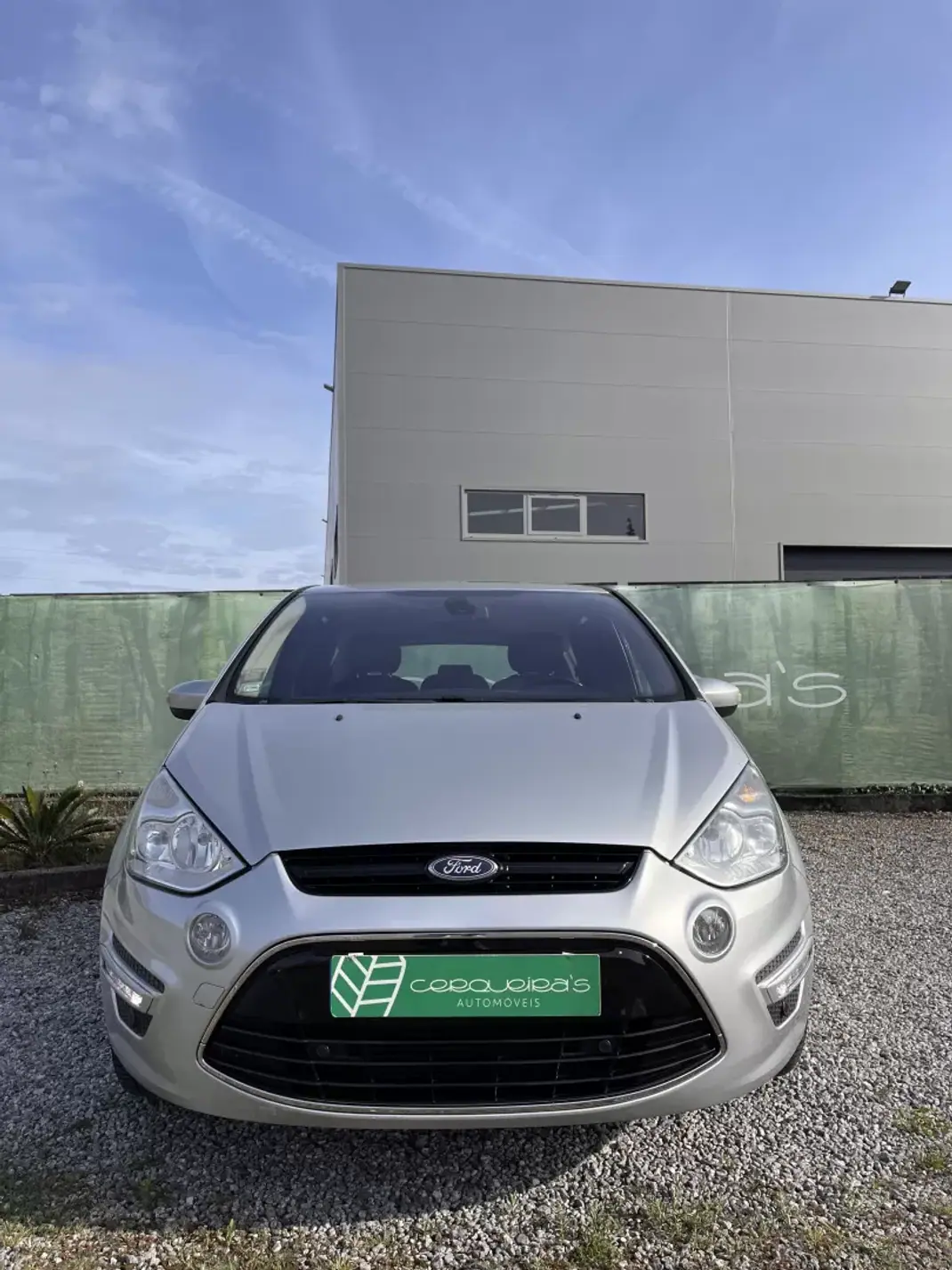 Ford S-Max 2010 - 11000 EUR, 197560 km - AUTO.MOTO.pt - 197560km - foto 1 de 19