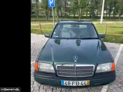 Mercedes-Benz C 220 1994 - 4500 EUR, 160506 km - AUTO.MOTO.pt - 160506km - foto 3 de 15