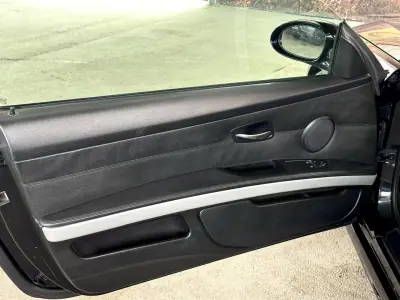 BMW 320 2007 - 12900 EUR, 245795 km - AUTO.MOTO.pt - 245795km - foto 10 de 30