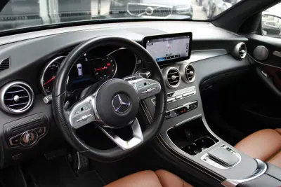 Mercedes-Benz GLC 300 2020 - 36900 EUR, 148682 km - AUTO.MOTO.pt - 148682km - foto 25 de 30