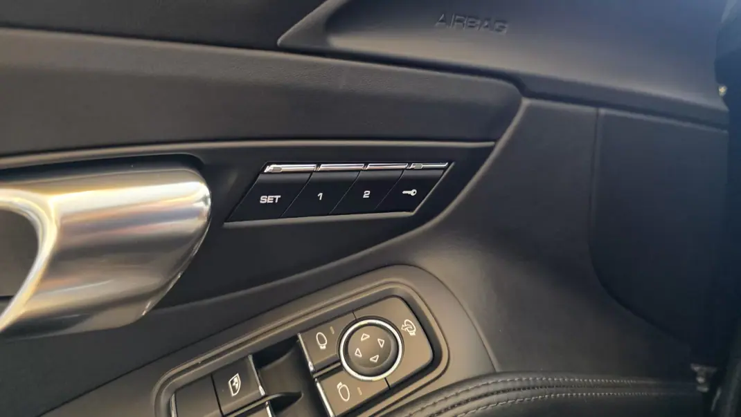 Porsche 991 2016 - 109500 EUR, 62318 km - AUTO.MOTO.pt - 62318km - foto 35 de 60