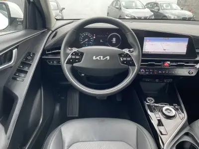 Kia Niro EV 2022 - 25850 EUR, 52642 km - AUTO.MOTO.pt - 52642km - foto 4 de 44