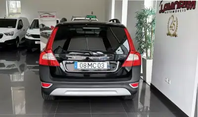 Volvo XC 70 2011 - 13999 EUR, 256121 km - AUTO.MOTO.pt - 256121km - foto 7 de 23