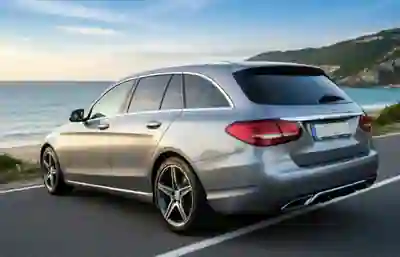 Mercedes-Benz C 250 2015 - 17346 EUR, 235000 km - AUTO.MOTO.pt - 235000km - foto 4 de 15