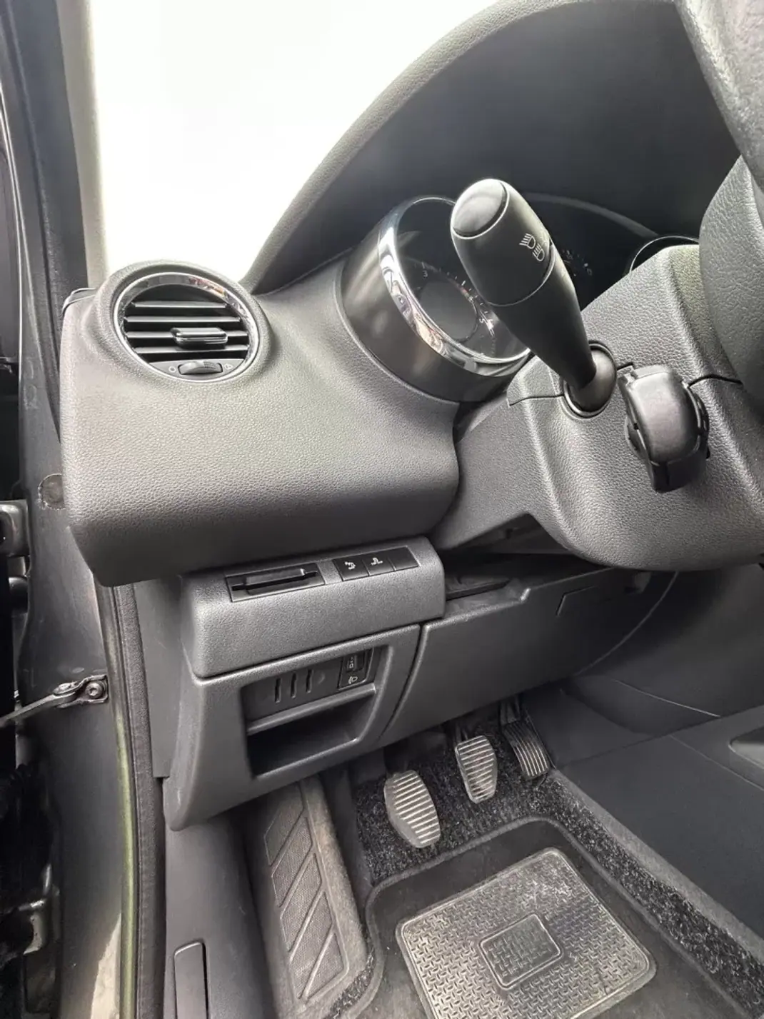 Peugeot 3008 2012 - 7500 EUR, 276404 km - 276404km - foto 9 de 19