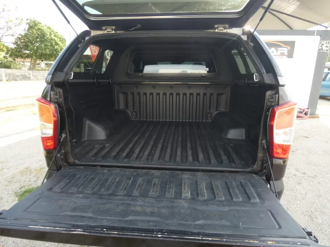 SsangYong Musso 2018 - 27500 EUR, 132000 km - AUTO.MOTO.pt - 132000km - foto 47 de 50