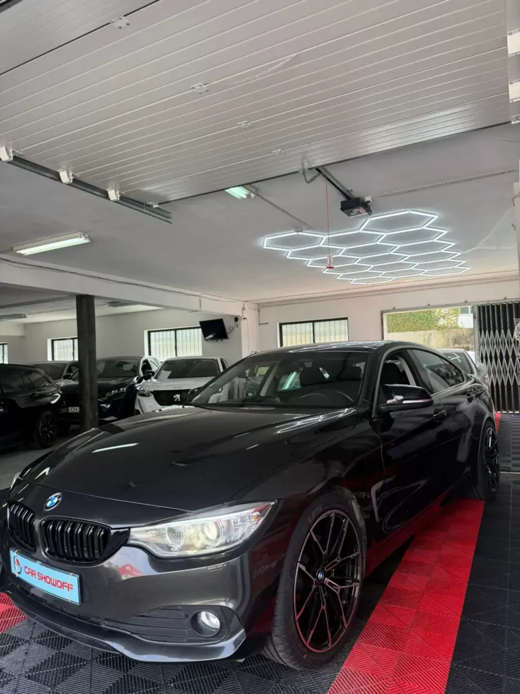 BMW 420 Gran Coupé 2017 - 19900 EUR, 216000 km - AUTO.MOTO.pt - 216000km - foto 3 de 14