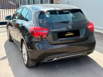 Mercedes-Benz A 180 2016 - 14890 EUR, 204488 km - AUTO.MOTO.pt - 204488km - foto 3 de 15