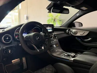 Mercedes-Benz C 63 AMG 2018 - 79990 EUR, 35000 km - AUTO.MOTO.pt - 35000km - foto 8 de 18