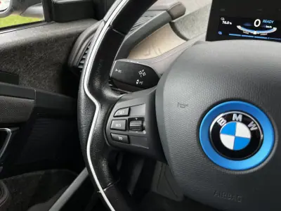 BMW i3 2020 - 19900 EUR, 155000 km - AUTO.MOTO.pt - 155000km - foto 19 de 35