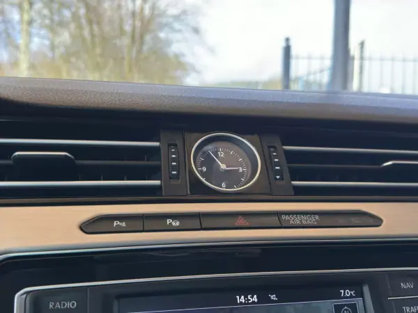 Volkswagen Passat Variant 2015 - 13950 EUR, 242286 km - AUTO.MOTO.pt - 242286km - foto 36 de 36