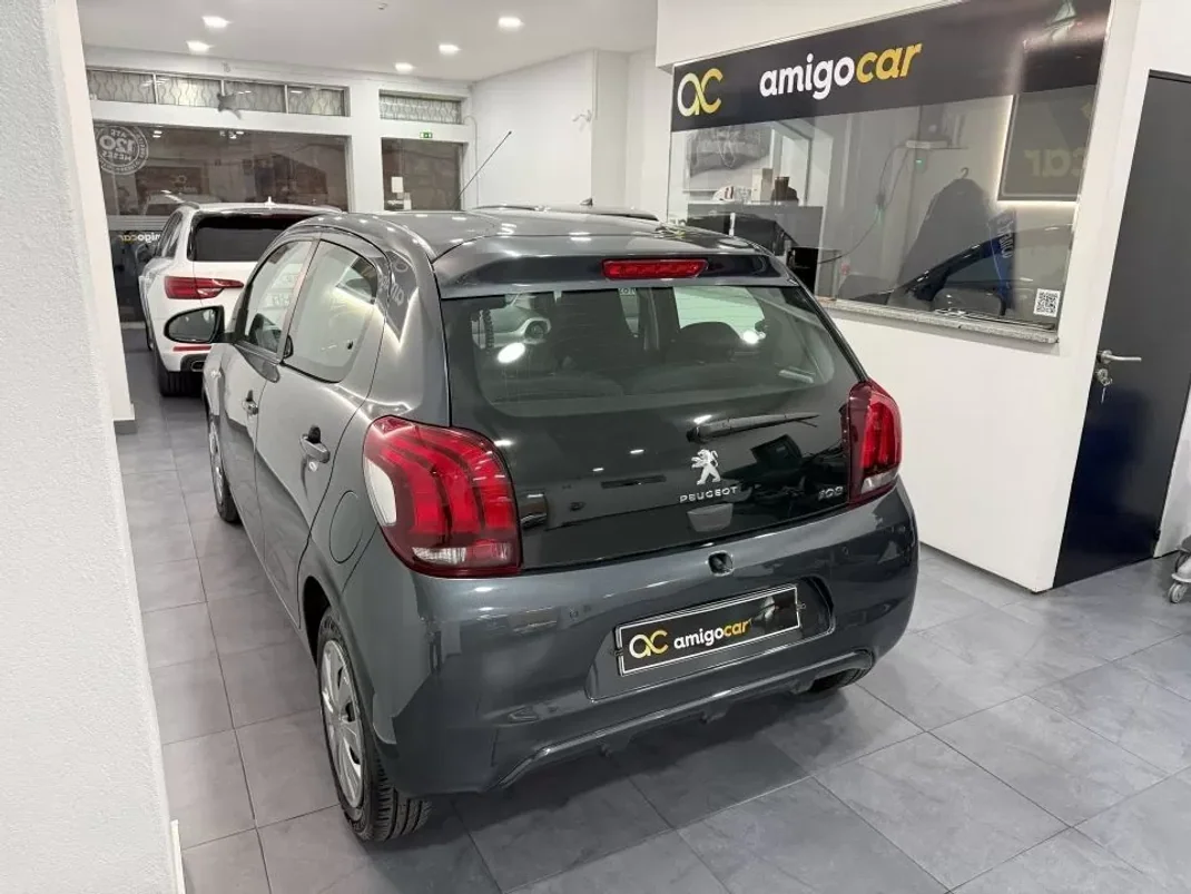 Peugeot 108 2016 - 7950 EUR, 142930 km - AUTO.MOTO.pt - 142930km - foto 4 de 19