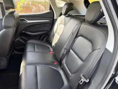 Tesla Model 3 2020 - 21500 EUR, 128300 km - AUTO.MOTO.pt - 128300km - foto 5 de 26