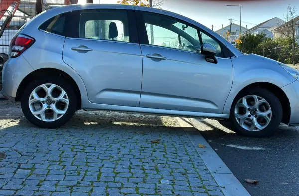Citroën C3 2016 - 11900 EUR, 47901 km - AUTO.MOTO.pt - 47901km - foto 4 de 14