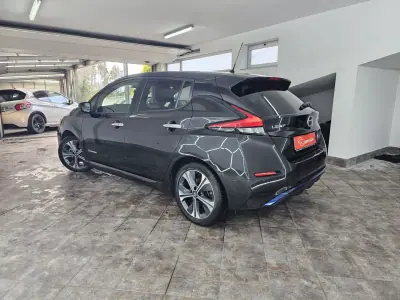 Nissan Leaf 2019 - 19500 EUR, 25097 km - AUTO.MOTO.pt - 25097km - foto 9 de 41