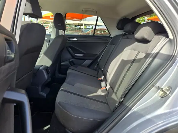 Volkswagen T-Cross 2023 - 23950 EUR, 54652 km - AUTO.MOTO.pt - 54652km - foto 9 de 10
