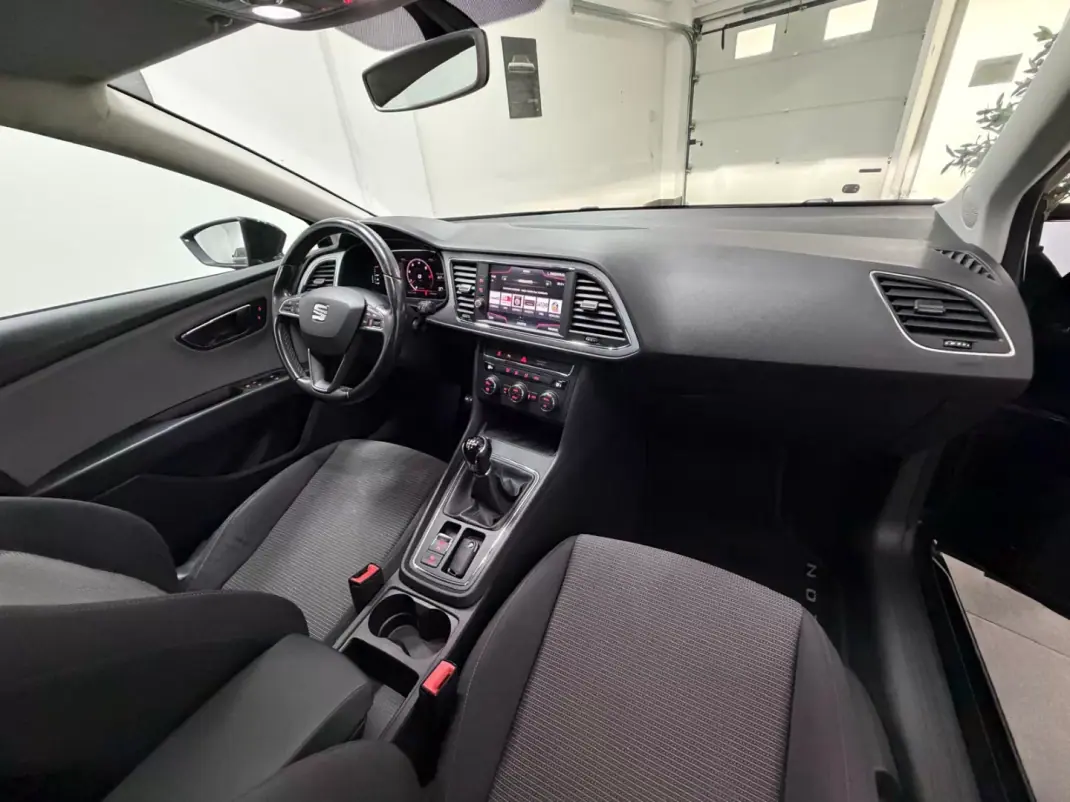 SEAT Leon 2018 - 12490 EUR, 159000 km - 159000km - foto 22 de 38