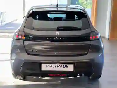 Peugeot 208 2021 - 9750 EUR, 97000 km - foto 3 de 15