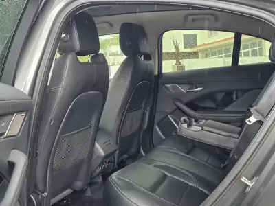 Jaguar I-Pace 2020 - 25999 EUR, 93000 km - AUTO.MOTO.pt - 93000km - foto 15 de 28