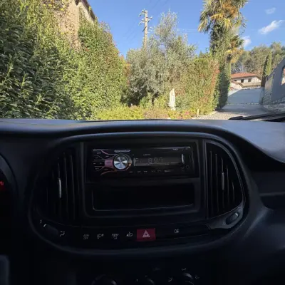 Fiat Doblo 1.3 Multijet ,3Lug. ,Iva Dedutivel 2017 - 9990 EUR, 198000 km - AUTO.MOTO.pt - 198000km - foto 27 de 27