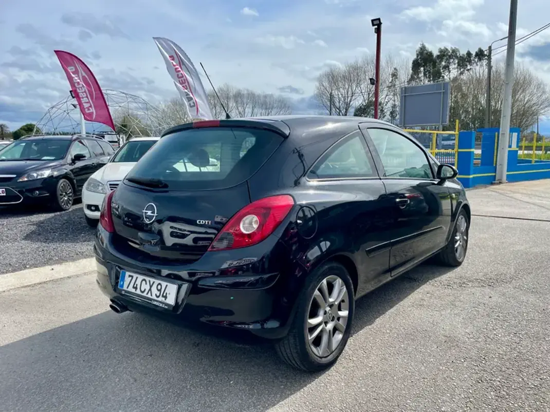Opel Corsa 2007 - 6950 EUR, 245815 km - AUTO.MOTO.pt - 245815km - foto 6 de 27