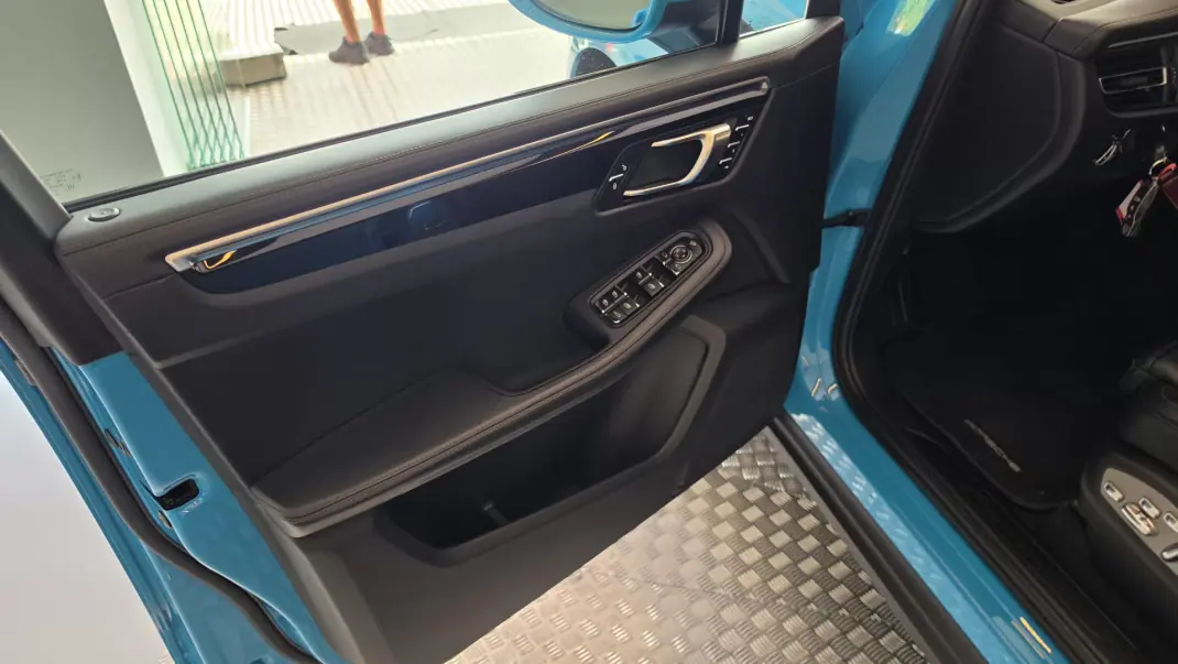 Porsche Macan 2018 - 46900 EUR, 189996 km - 189996km - foto 34 de 56