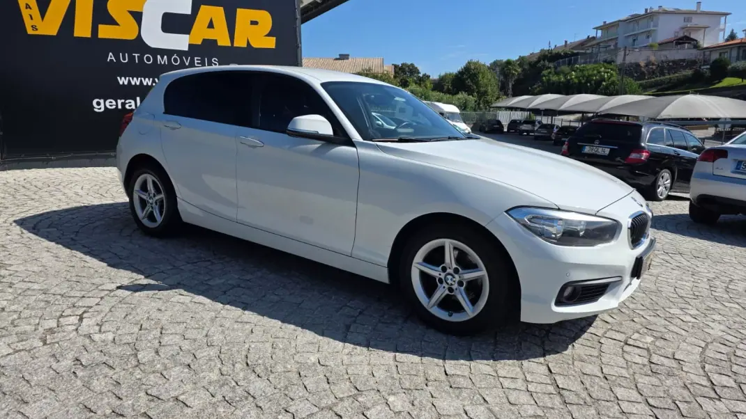 BMW 116 2017 - 15890 EUR, 152000 km - 152000km - foto 13 de 33
