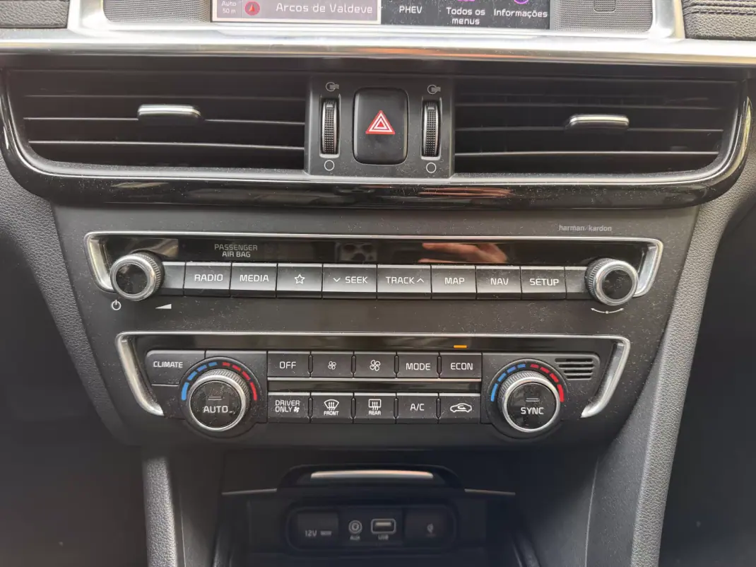 Kia Optima SW 2021 - 19500 EUR, 109915 km - AUTO.MOTO.pt - 109915km - foto 19 de 28