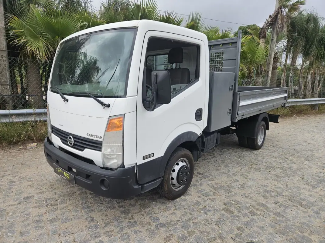 Nissan 2011 - 17750 EUR, 260000 km - 260000km - foto 4 de 6