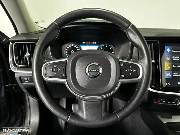 Volvo V60 2021 - 25990 EUR, 82125 km - AUTO.MOTO.pt - 82125km - foto 19 de 51