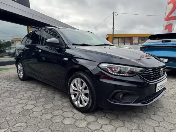 Fiat Tipo Station Wagon 2017 - 8990 EUR, 194000 km - AUTO.MOTO.pt - 194000km - foto 2 de 37