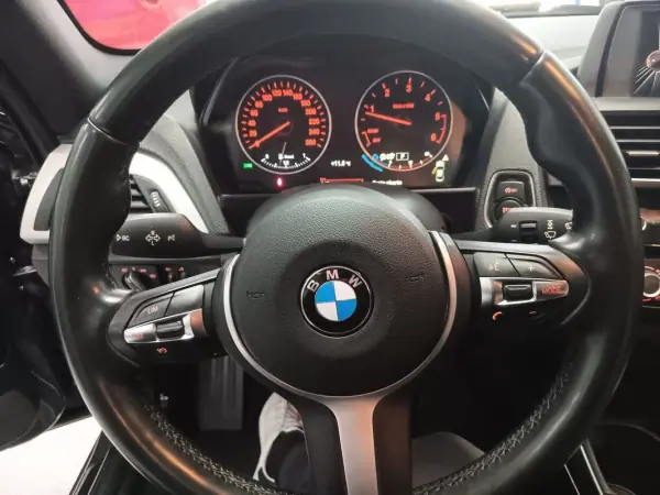 BMW 218 2015 - 15950 EUR, 147000 km - AUTO.MOTO.pt - 147000km - foto 9 de 19